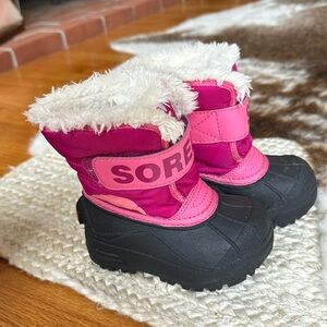 Kids snow boots